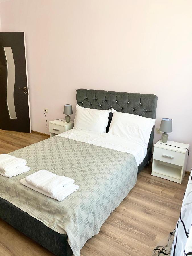 Central Apartment Plovdiv Bagian luar foto