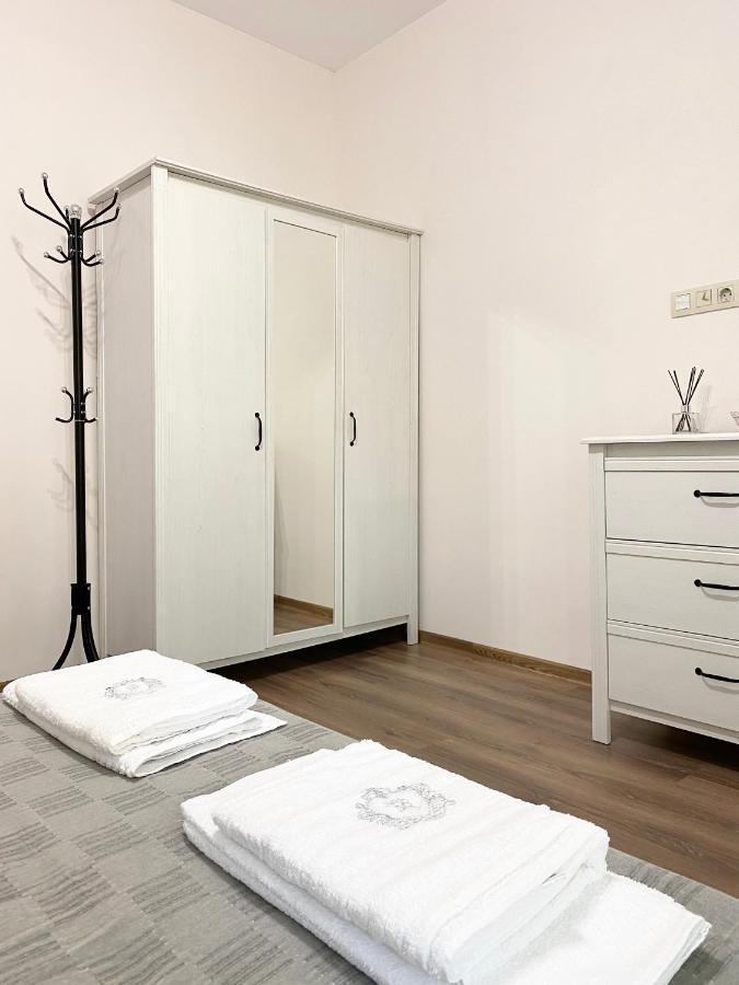 Central Apartment Plovdiv Bagian luar foto